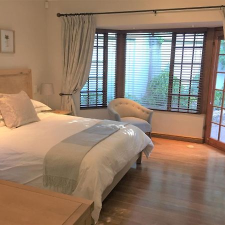 Lydall Wild Tranquil Garden Suites 요하네스버그 외부 사진