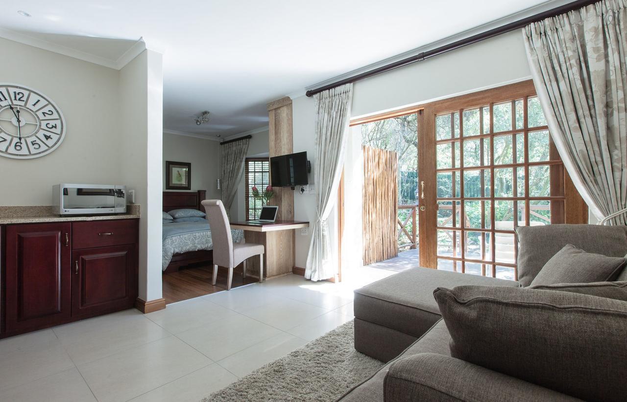 Lydall Wild Tranquil Garden Suites 요하네스버그 외부 사진