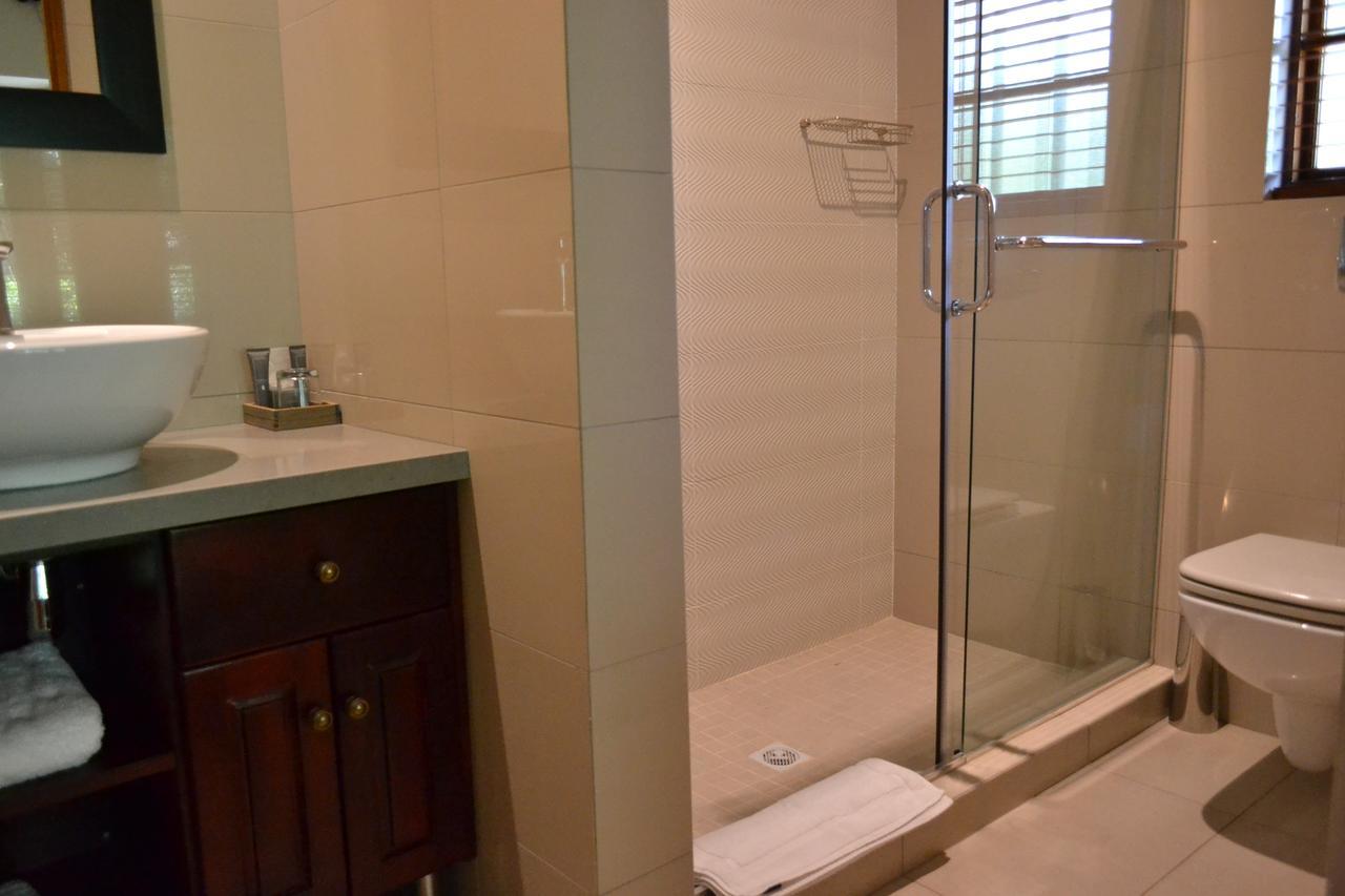 Lydall Wild Tranquil Garden Suites 요하네스버그 외부 사진